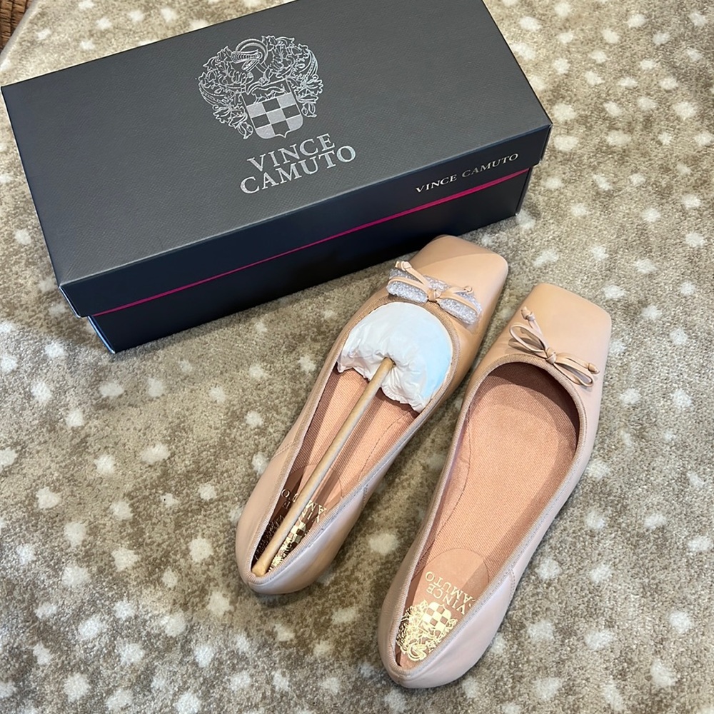 Vince Camuto ballet flats